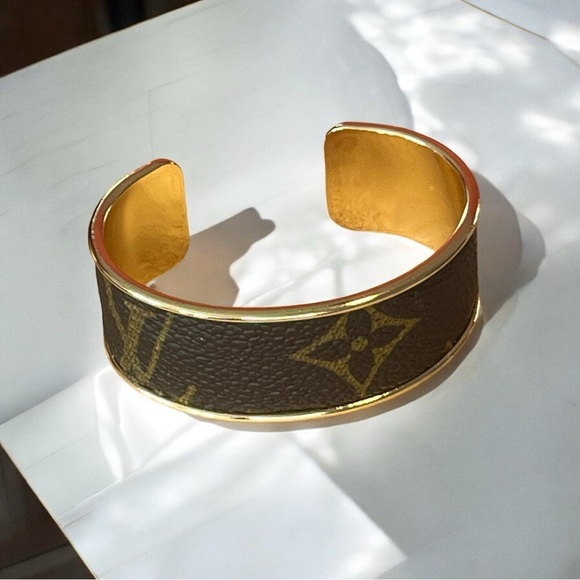 Louis Vuitton Monogram Gold Cuff Costume Jewelry - Picture 5 of 7